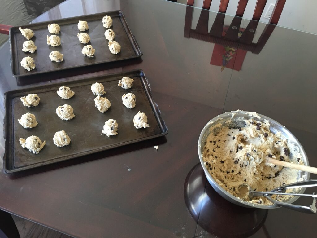 Chocolate chip cookies round balls do not squish